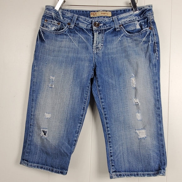 Bke Sabrina  bermuda style factory distressed shorts size 28 - Picture 13 of 16